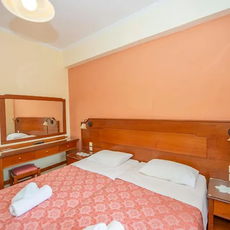 Fiona Corfu * Roda (Corfu)