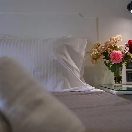 Fiona Corfu Roda (Corfu)