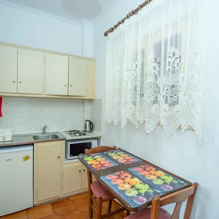 Fiona Corfu Hotel de apartamente *