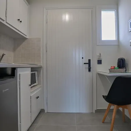 Fiona Corfu Roda (Corfu)