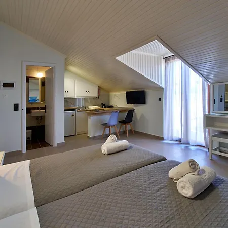 Fiona Corfu Hotel apartamentowy Roda (Corfu)